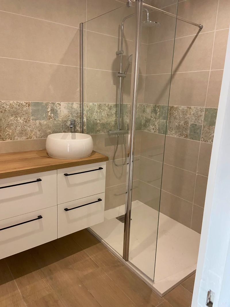 Cassard Sanitaire Chauffage Depannage Plombier A Nimes Realisation 24